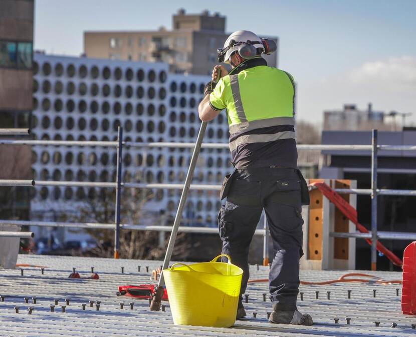 Bouwvakker aan het werk